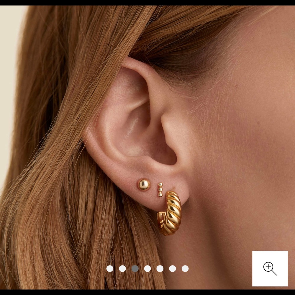 Mejuri Croissant Dome Hoops Gold Vermeil